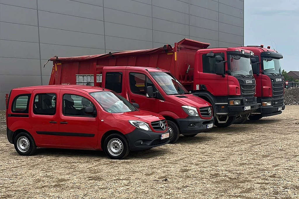 autovehicule și autobasculante pe șantier